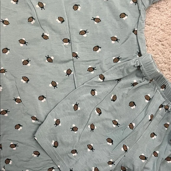 Brave Little Ones Bee Print Short Sleeve PJ Set Size 3T - Picture 3 of 3
